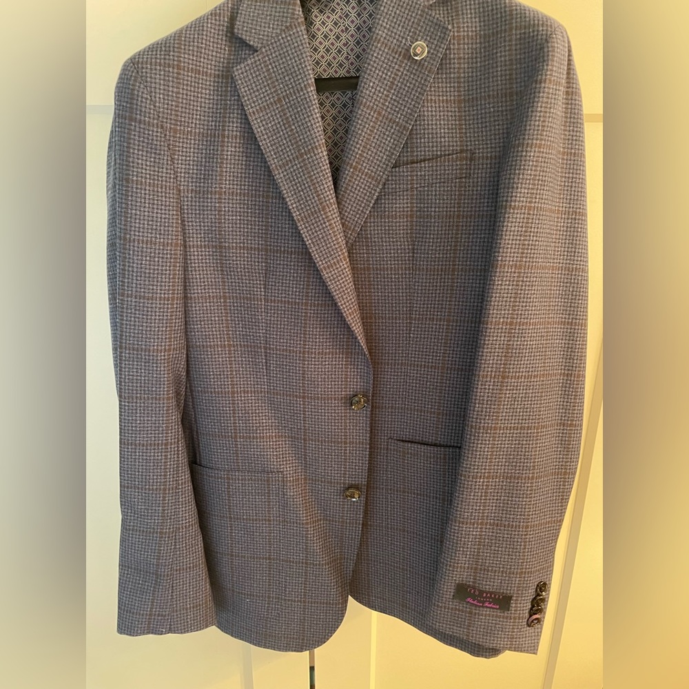 Brand NEW, With Tags, Men’s Ted Baker Wool Blazer, Size 38 R